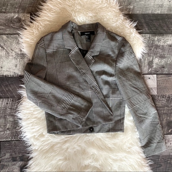 BOGO 💚 Forever 21 Blazer - Picture 1 of 6